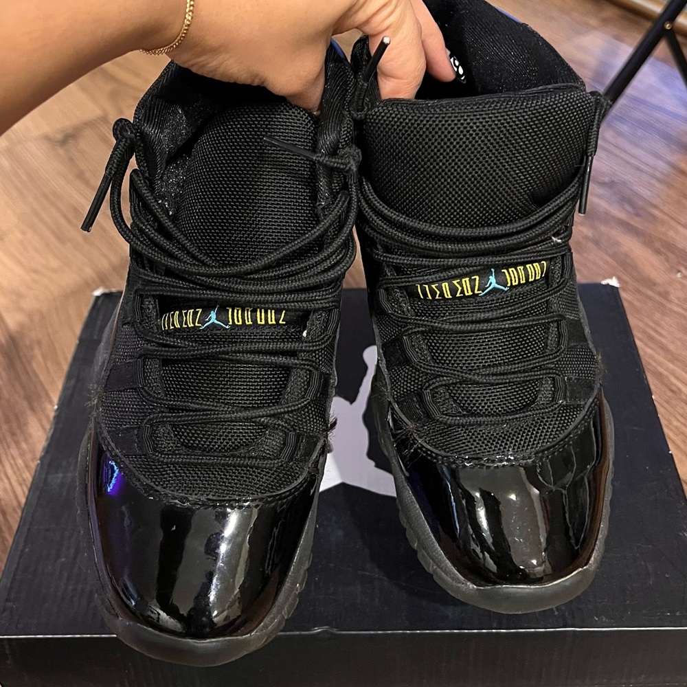2013 Black / Gammas Blue Air Jordan 11 Retro (GS) 4Y